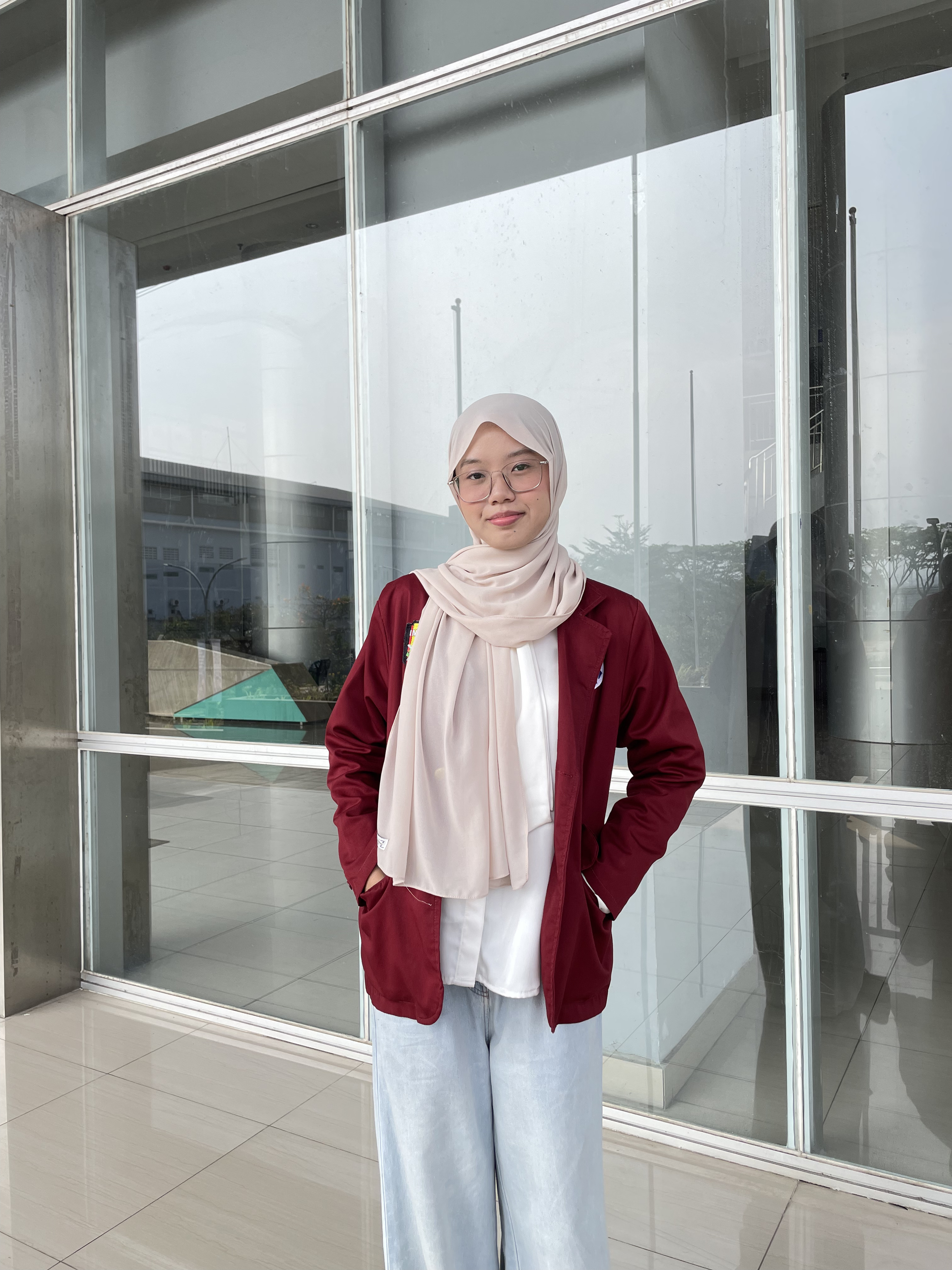 Nira Destiani Dewi